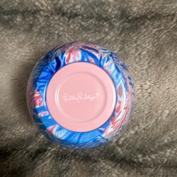 Lilly Pulitzer Stainless Steel Stemless Wine Tumbler with Lid, new without tags - Picture 6 of 7